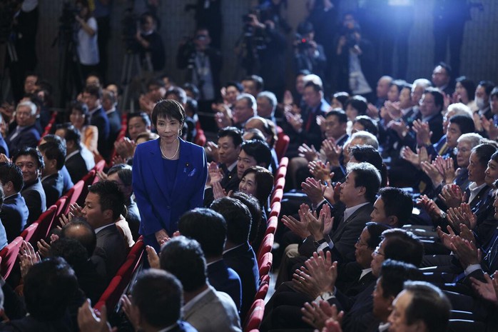 Bà Sanae Takaichi: Bộ trưởng rất nhiều bộ trước khi có cơ hội thành nữ thủ tướng Nhật Bản - Ảnh 1