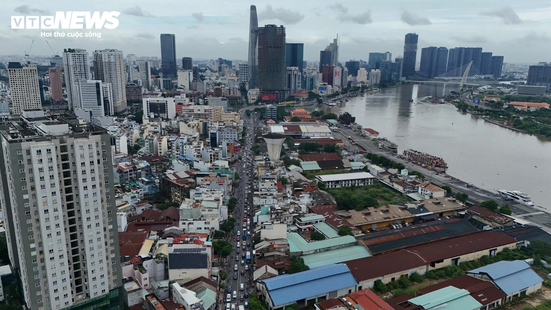 Người dân mong ngóng ngày mở rộng 'tuyến đường ùn tắc nhất TP.HCM' - Ảnh 1