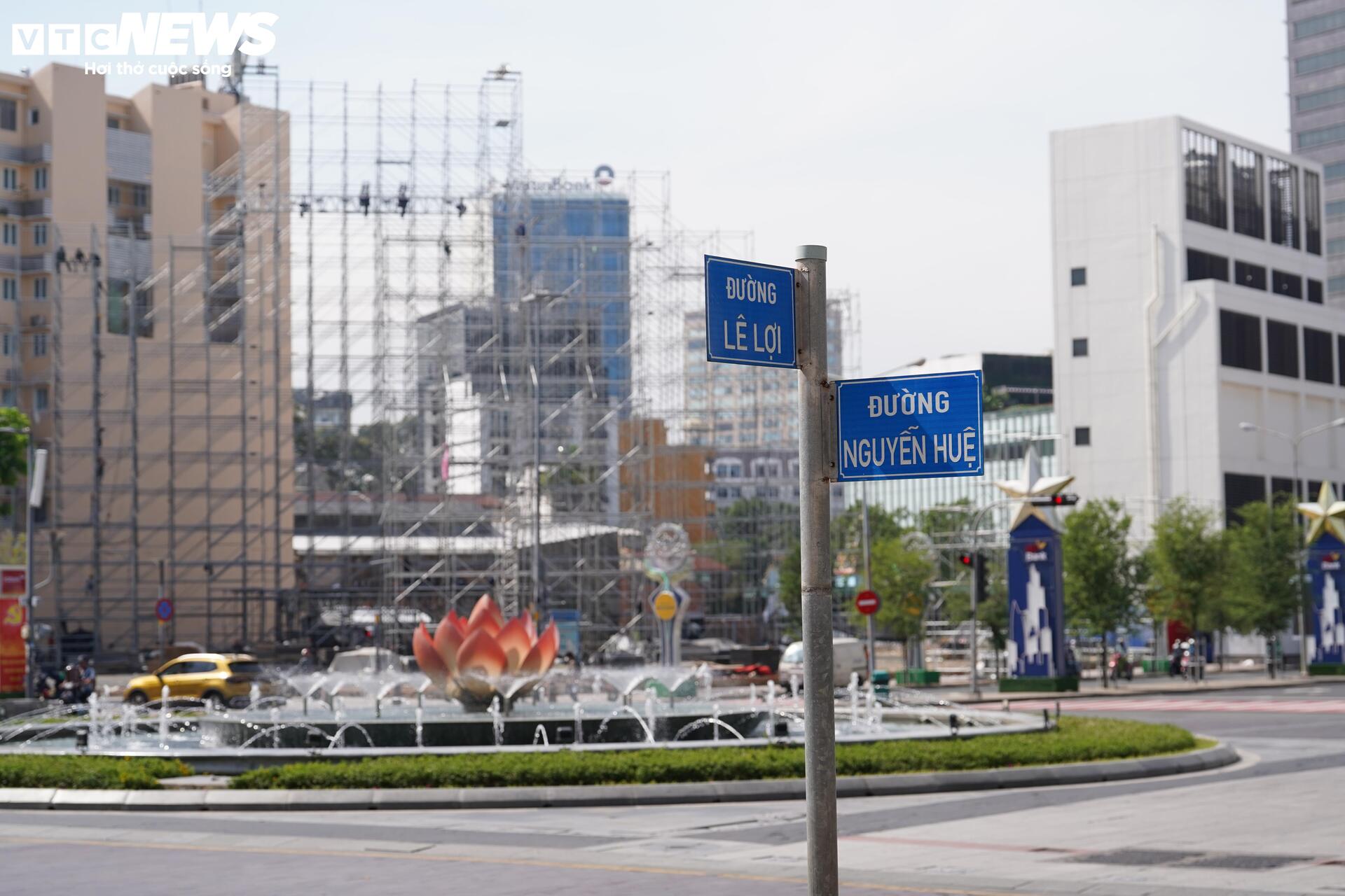 Cận cảnh khu đất 'vàng' bỏ hoang gần 10 năm giữa trung tâm TP.HCM - Ảnh 4