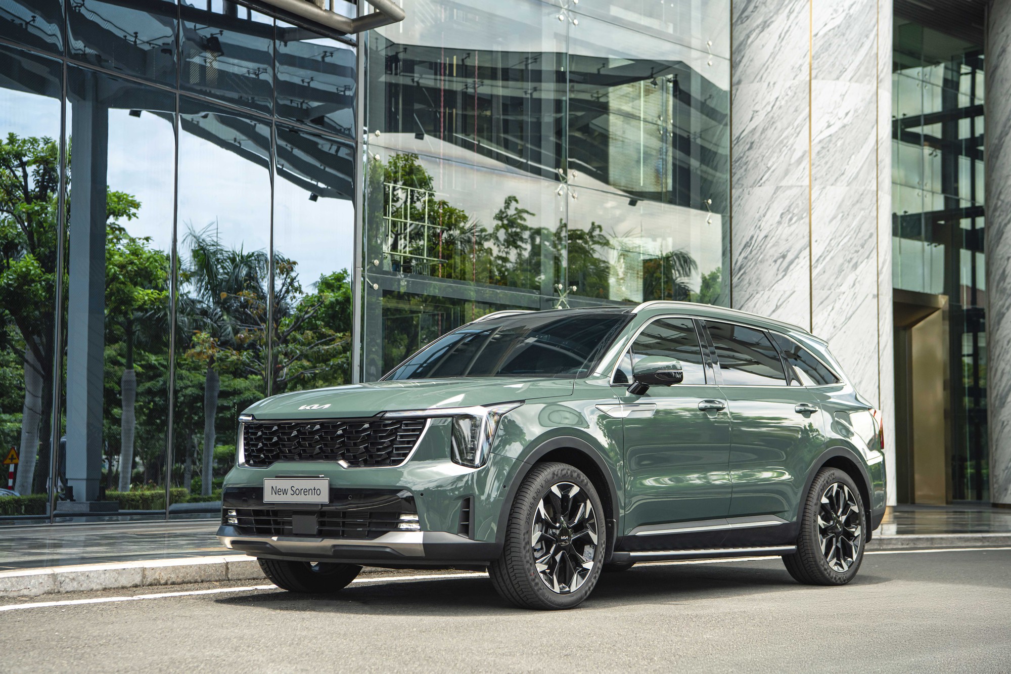 Kia mang dàn xe hot tới Hà Nội: Có Carnival mới và cả loạt SUV khắp các phân khúc - Ảnh 2