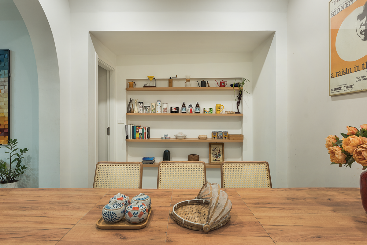 Cải tạo nhà ống chật chội thành không gian sống xanh mát - Ảnh 4