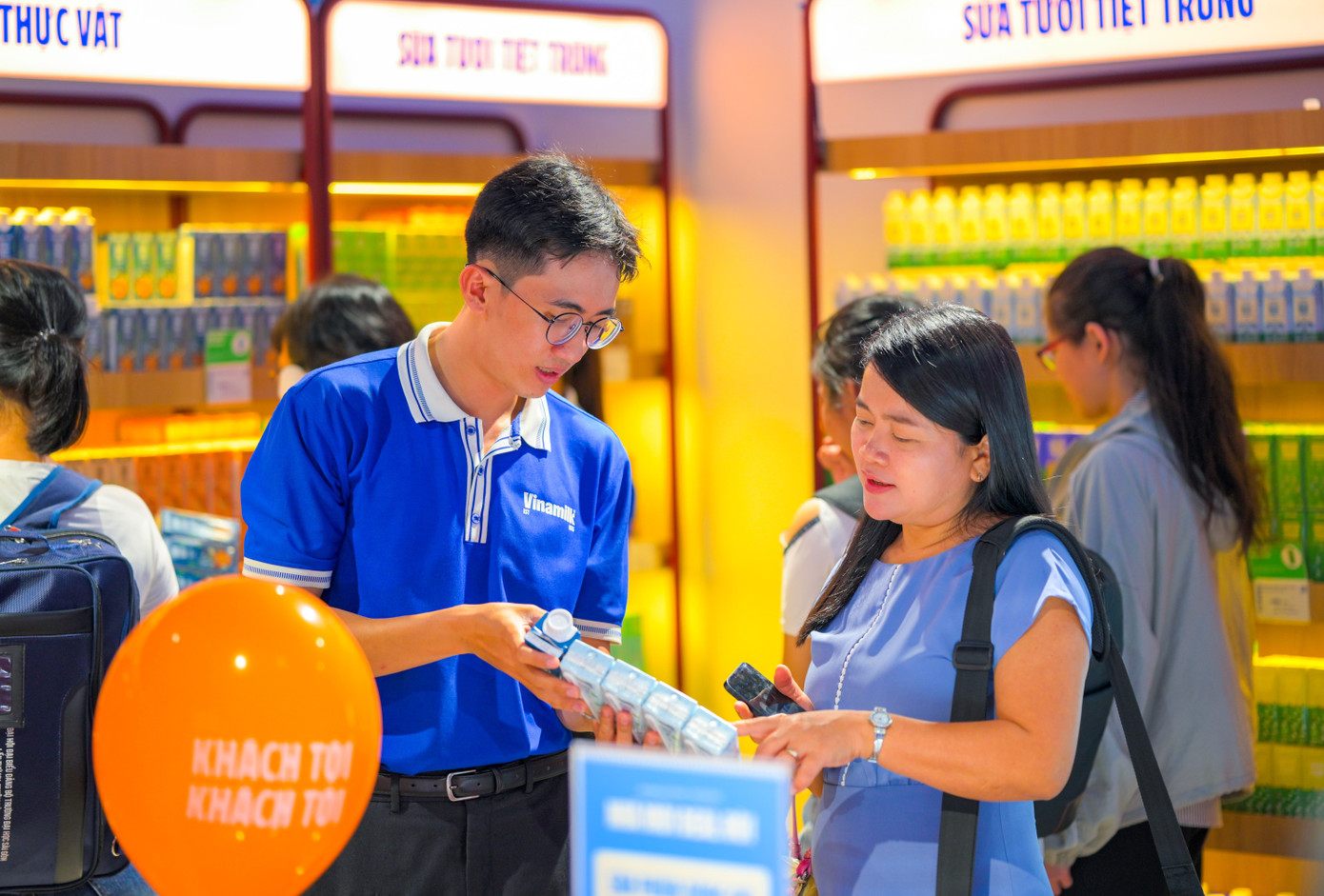 Đằng sau việc các 'ông lớn' lãi đậm - Ảnh 1