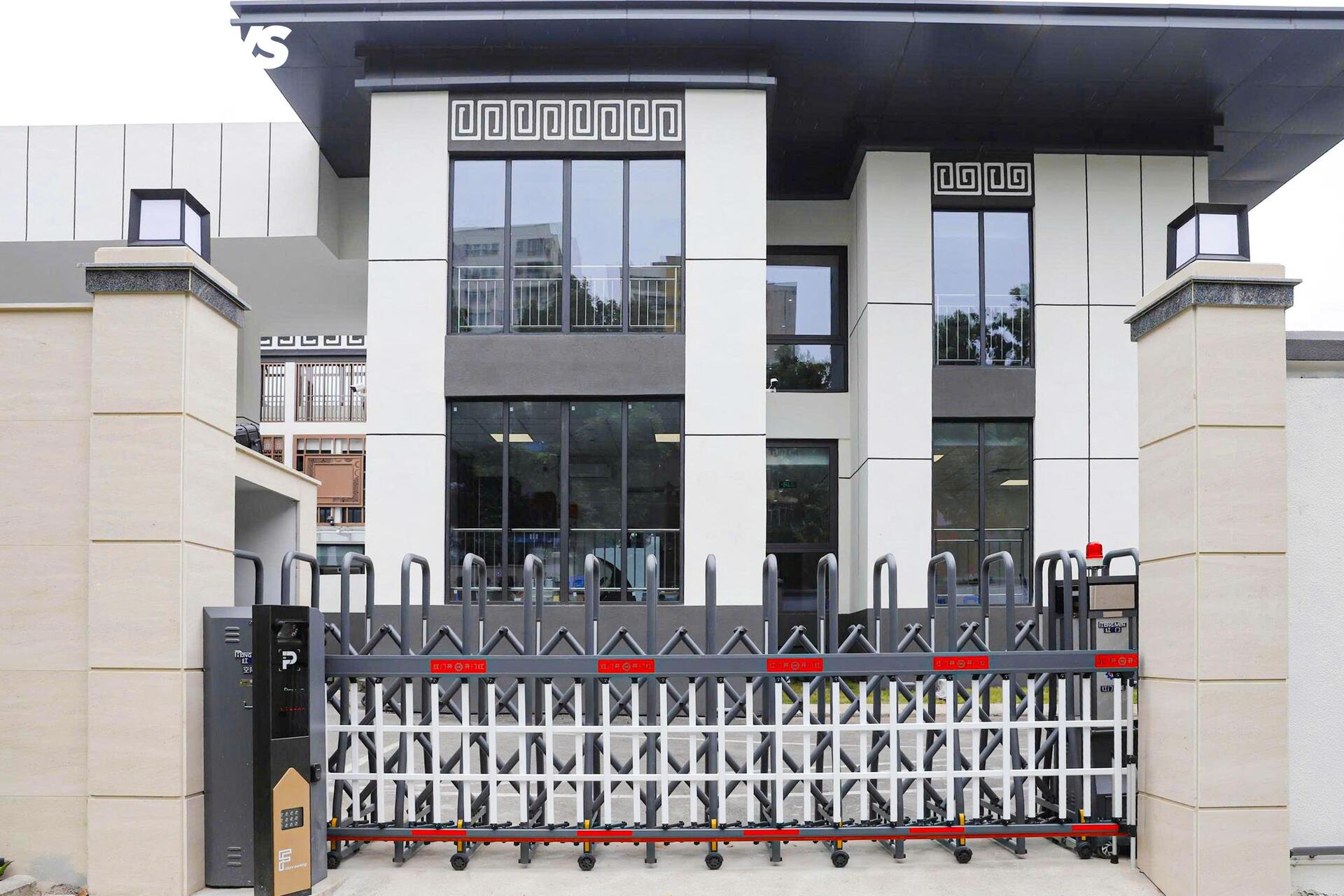 Diện mạo mới của ‘nhà ma’ 300 Kim Mã sau hơn 30 năm bỏ hoang - Ảnh 8