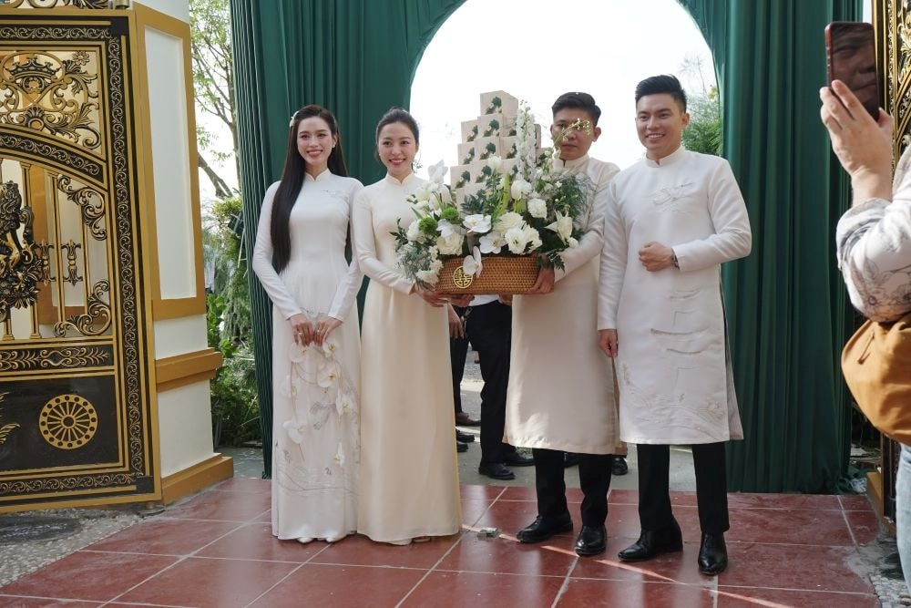 Tập đoàn Sơn Hải liên tiếp trúng thầu lớn, vốn điều lệ tăng gần gấp đôi trước thềm đám cưới của con trai Chủ tịch với Hoa hậu Đỗ Thị Hà - Ảnh 1