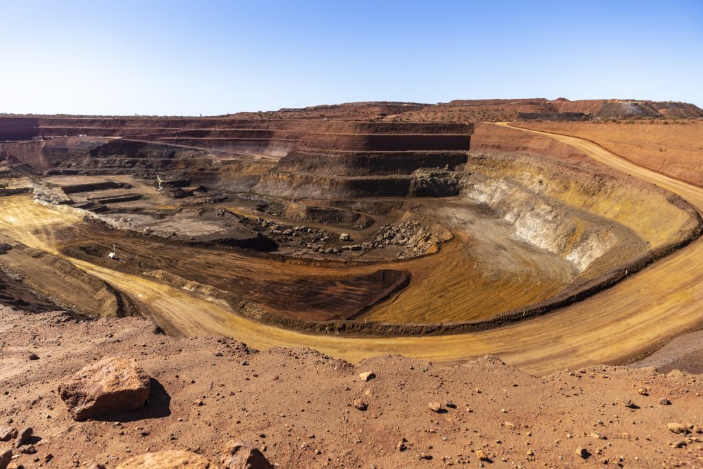 Mỹ bắt tay "gã khổng lồ đất hiếm" để sản xuất thứ có thể thách thức thế độc tôn của Trung Quốc - Ảnh 2