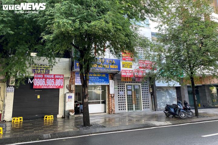 Mặt bằng giá thuê tiền tỷ/tháng bỏ trống ở TP.HCM - Ảnh 3