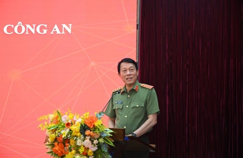 8 lãnh đạo chủ chốt của MobiFone vào biên chế của lực lượng Công an nhân dân - Ảnh 1