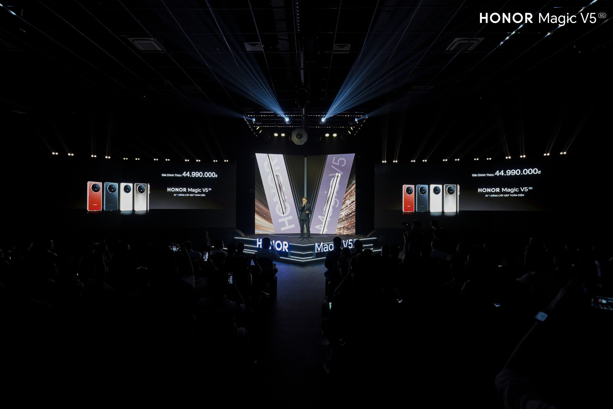 HONOR Magic V5 về Việt Nam: Smartphone gập mỏng nhất, giá 44 triệu đối đầu Galaxy Z Fold7 - Ảnh 1