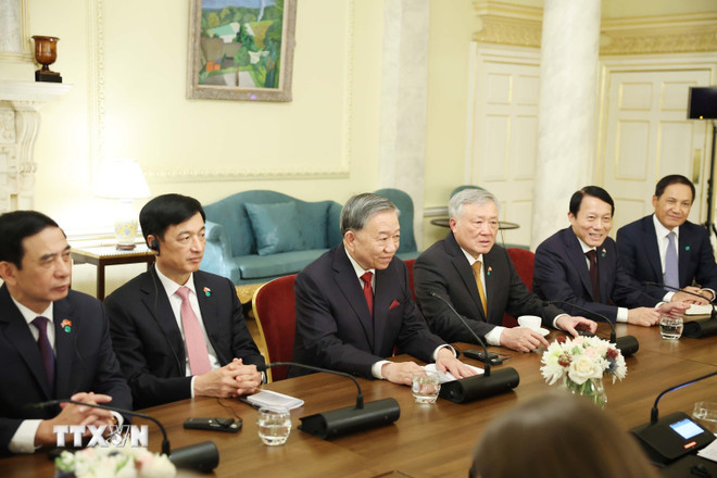 Việt Nam-Anh nâng cấp quan hệ lên Đối tác chiến lược toàn diện - Ảnh 3