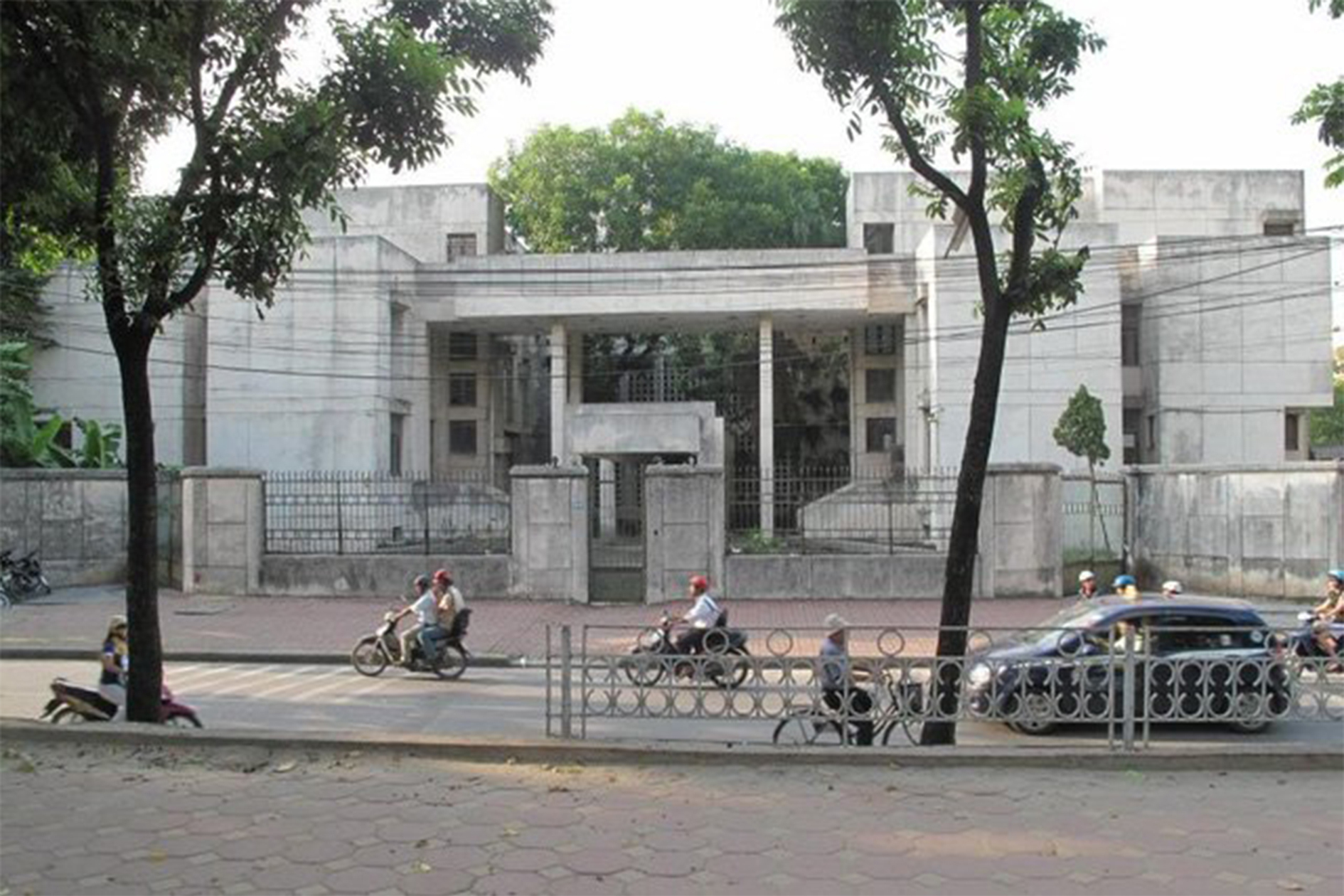 Diện mạo mới của ‘nhà ma’ 300 Kim Mã sau hơn 30 năm bỏ hoang - Ảnh 1