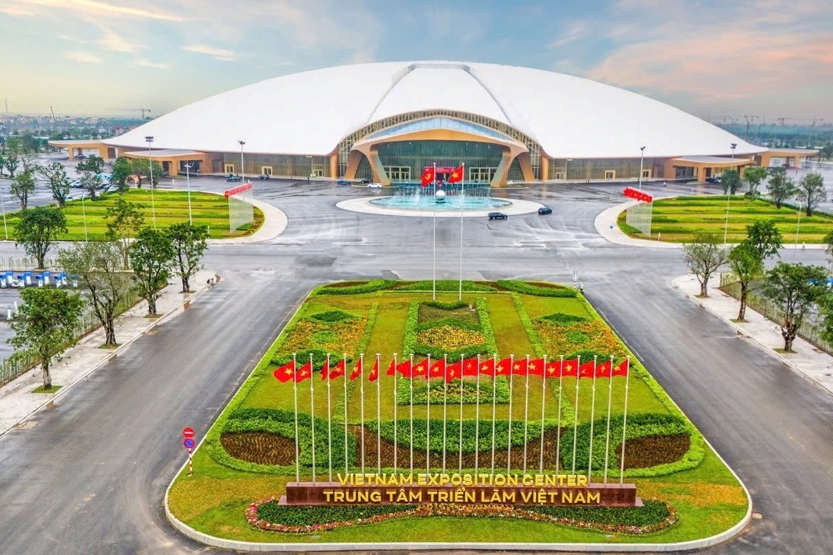 Ngày kia, hàng triệu người Việt Nam sẽ chứng kiến 1 sự kiện "3 nhất" khai mạc tại công trình top 10 TG - Ảnh 5