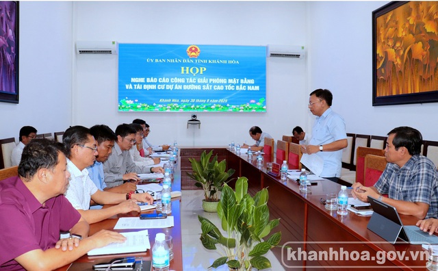 Đường sắt tốc độ cao 350km/h sắp chạy qua 29 xã, phường, ảnh hưởng đến 5.467 hộ dân của Khánh Hòa có chuyển động mới - Ảnh 1