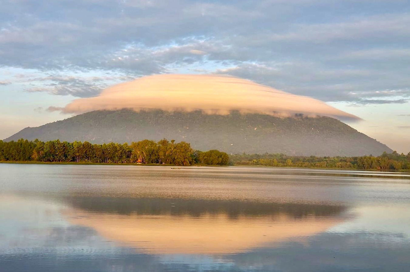 Ngọn núi từng xuất hiện ‘đĩa mây’ sắp thành khu du lịch sinh thái nghìn tỷ - Ảnh 3