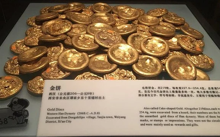 Phát hiện 60kg vàng khi đào giếng, có thể còn 200 tấn nữa - Ảnh 1