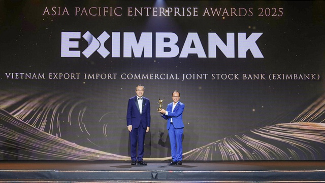 EXIMBANK ghi dấu ấn với hai giải thưởng lớn tại APEA 2025 - Ảnh 1