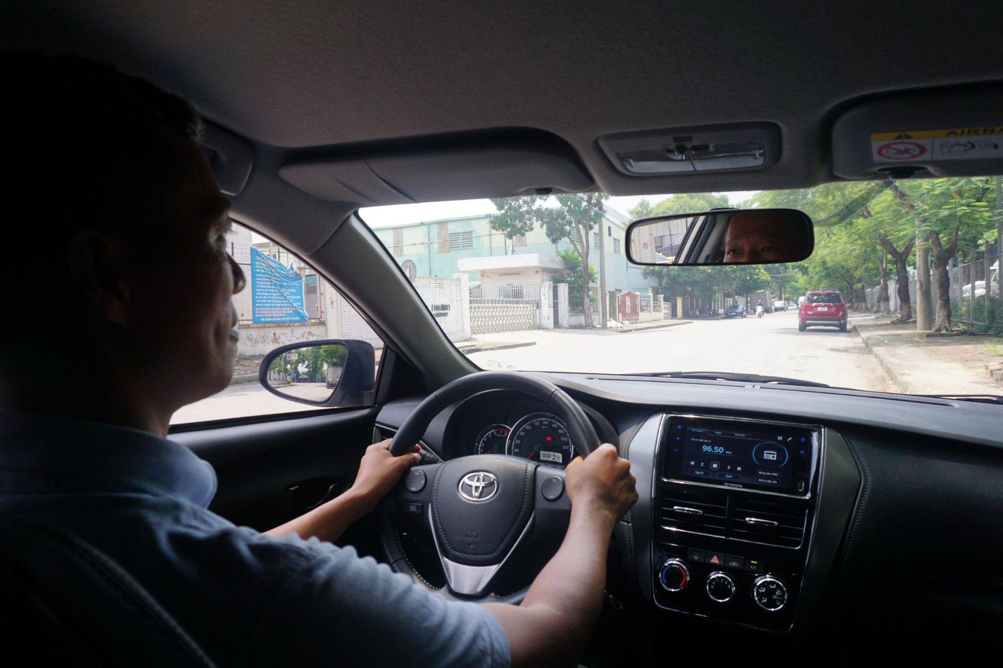 Sở hữu sedan bán chạy Toyota Vios với ưu đãi 100% thuế trước bạ - Ảnh 1