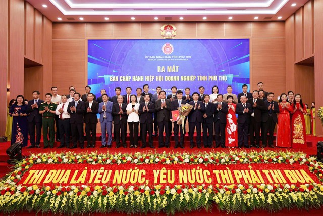 Doanh nhân tiêu biểu Nguyễn Văn Hùng: “Tinh thần kiến tạo và phụng sự – nền tảng để cộng đồng doanh nhân đồng hành cùng đất nước” - Ảnh 1