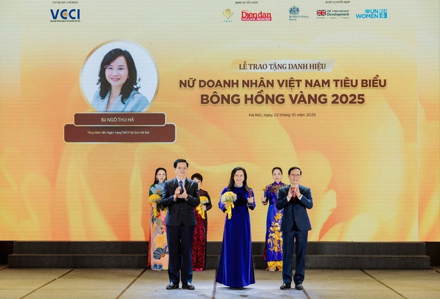Tổng Giám đốc SHB Ngô Thu Hà: “Nữ doanh nhân Việt Nam tiêu biểu -Bông hồng vàng” 2025 - Ảnh 1
