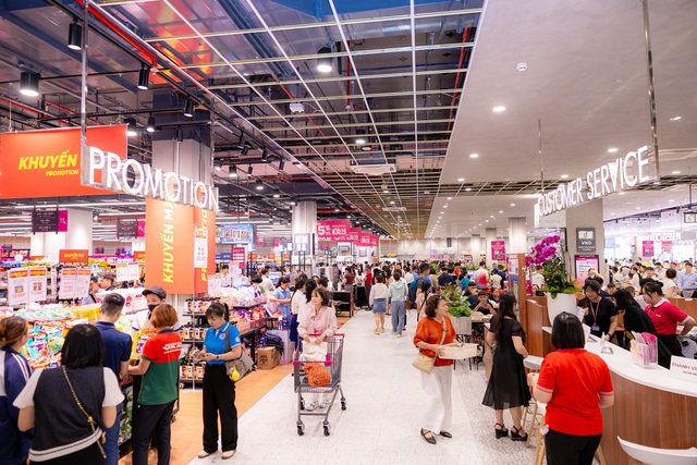 Chính thức khai trương trung tâm thương mại Vincom Mega Mall Ocean City - Ảnh 2