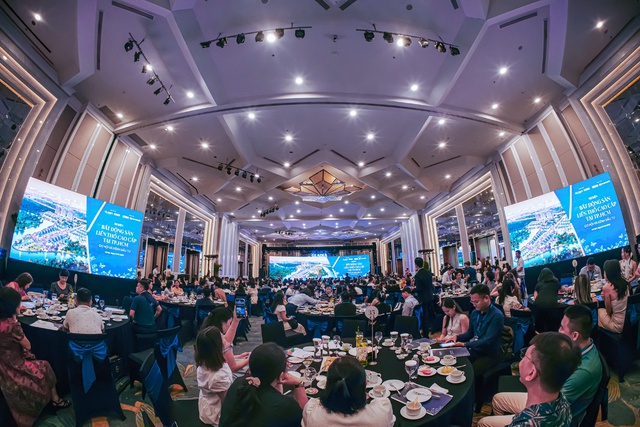 Biệt thự, nhà phố TP.HCM: Hút dòng tiền tích sản và giữ nhiệt thị trường - Ảnh 2