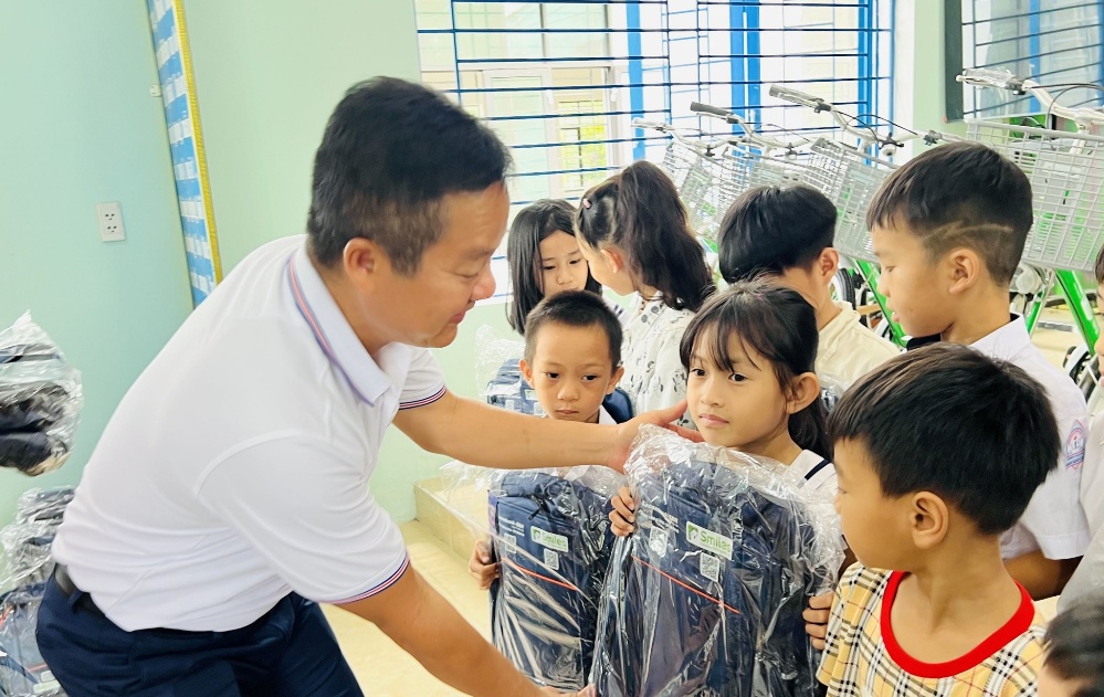 Sacombank-SBR nhận “cú đúp” giải thưởng kiều hối Tạp chí Quốc tế IBM - Ảnh 3