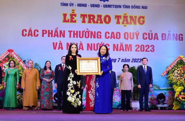 Bà Lê Nữ Thùy Dương - “Bông Hồng Vàng” 2025 và hành trình cùng KN Holdings - Ảnh 3