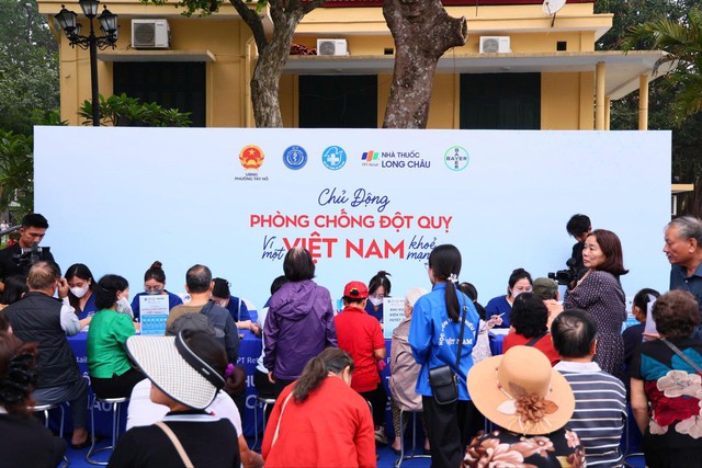 Long Châu tham gia hợp tác chiến lược quốc gia về phòng và quản lý đột quỵ - Ảnh 3