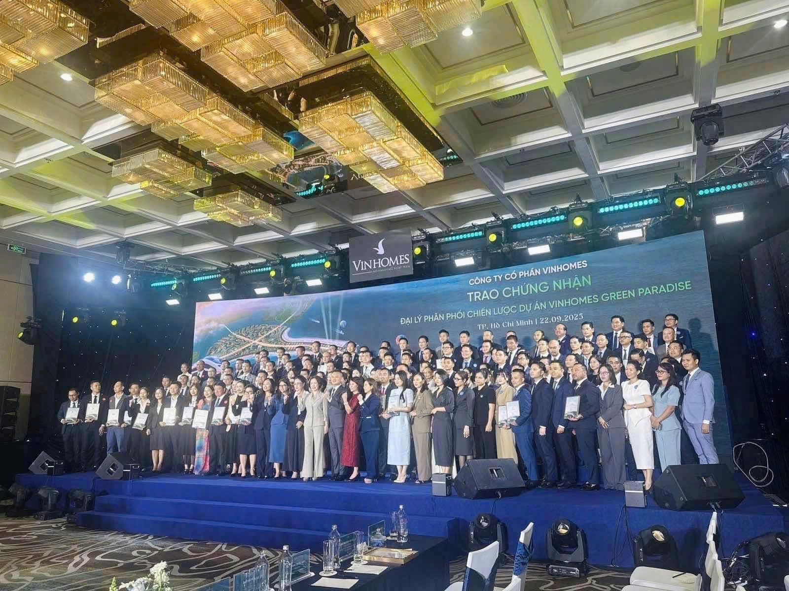 Vinhomes Green Paradise - Siêu đô thị biển hàng đầu thế giới - Ảnh 4