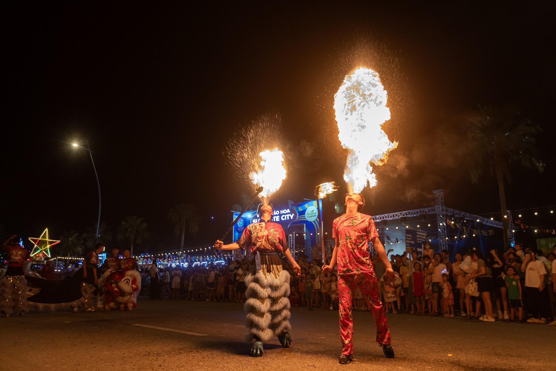 Chạm “mạch” kinh tế đêm Bãi Cháy, Sun Centro Town được săn đón - Ảnh 4