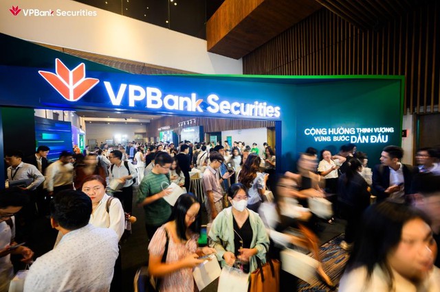 Sức nóng chưa từng có từ thương vụ IPO kỷ lục ngành chứng khoán - Ảnh 6