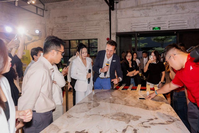 Vietceramics: Bước đi chiến lược với “lá bài” Gạch Khổ Lớn - Ảnh 7