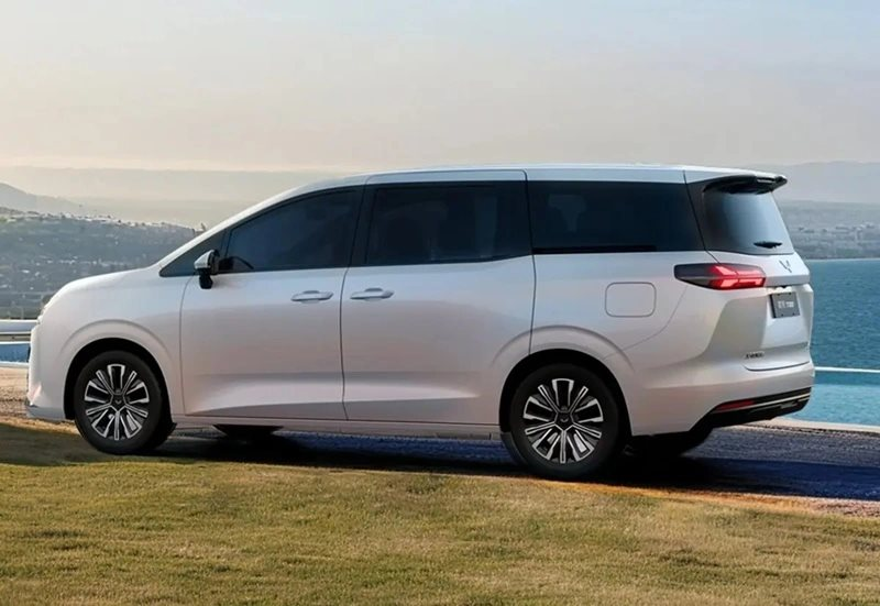 Anh em của Wuling Mini EV chính thức mở bán: MPV có 3 tùy chọn động cơ, phạm vi hoạt động hơn 1.100 km, giá rẻ giật mình chưa đến 300 triệu đồng - Ảnh 2