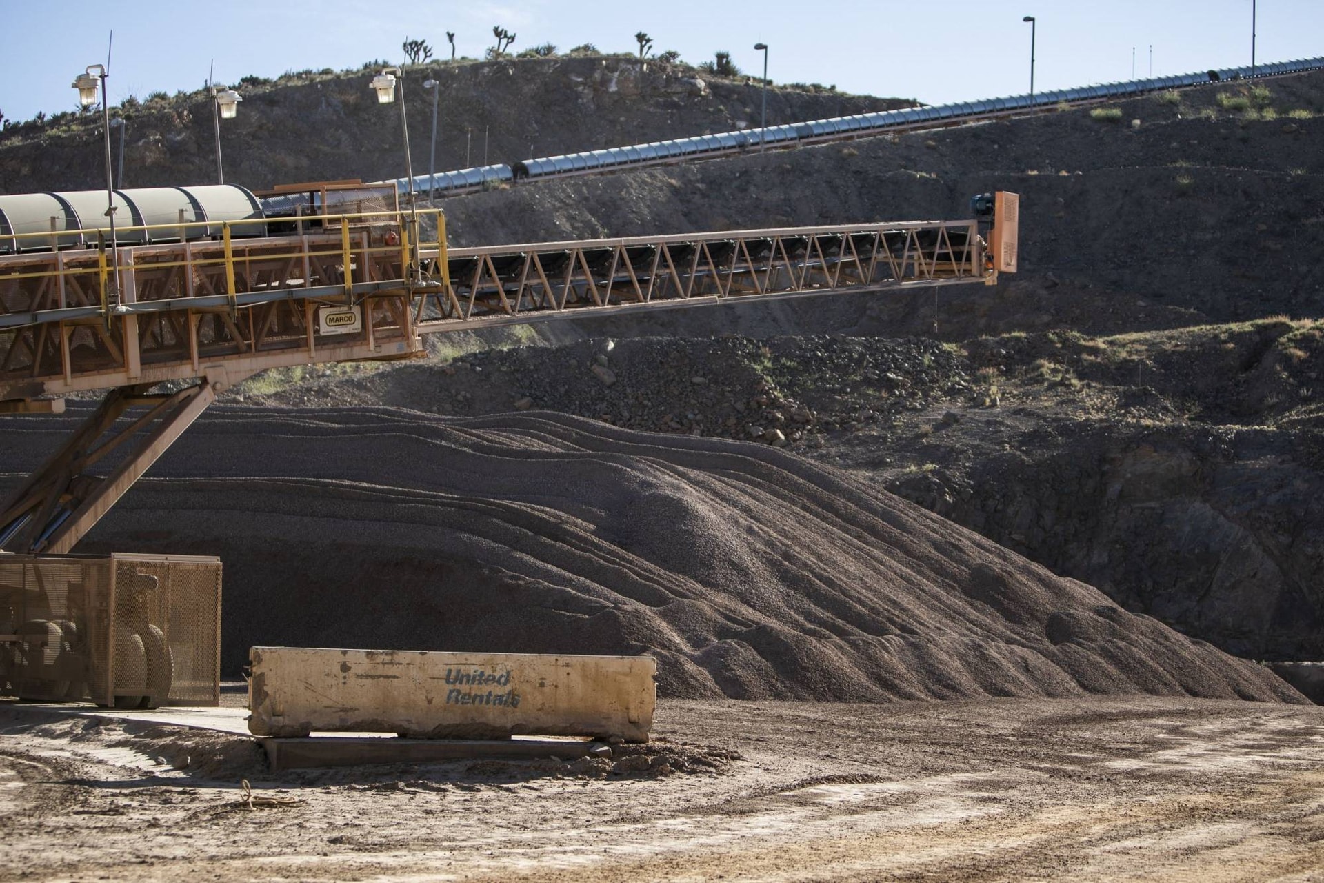 Sau Australia, Mỹ tiếp tục ký thỏa thuận đất hiếm với nền kinh tế hơn 4.000 tỷ USD, quyết phá thế thống trị của Trung Quốc - Ảnh 1