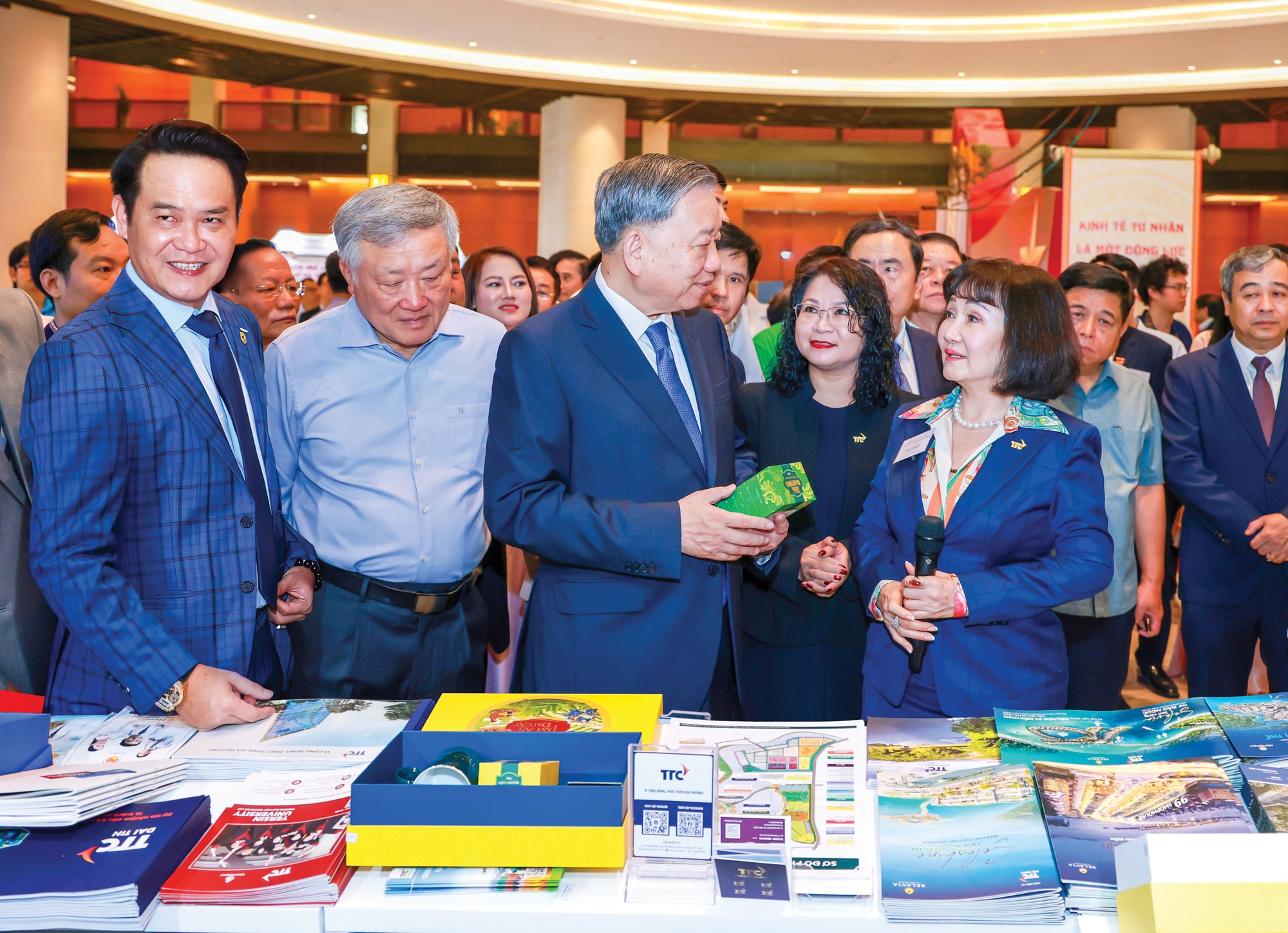 TTC được vinh danh trong top 40 doanh nghiệp tư nhân tiêu biểu đại diện 40 năm Đổi mới - Ảnh 3