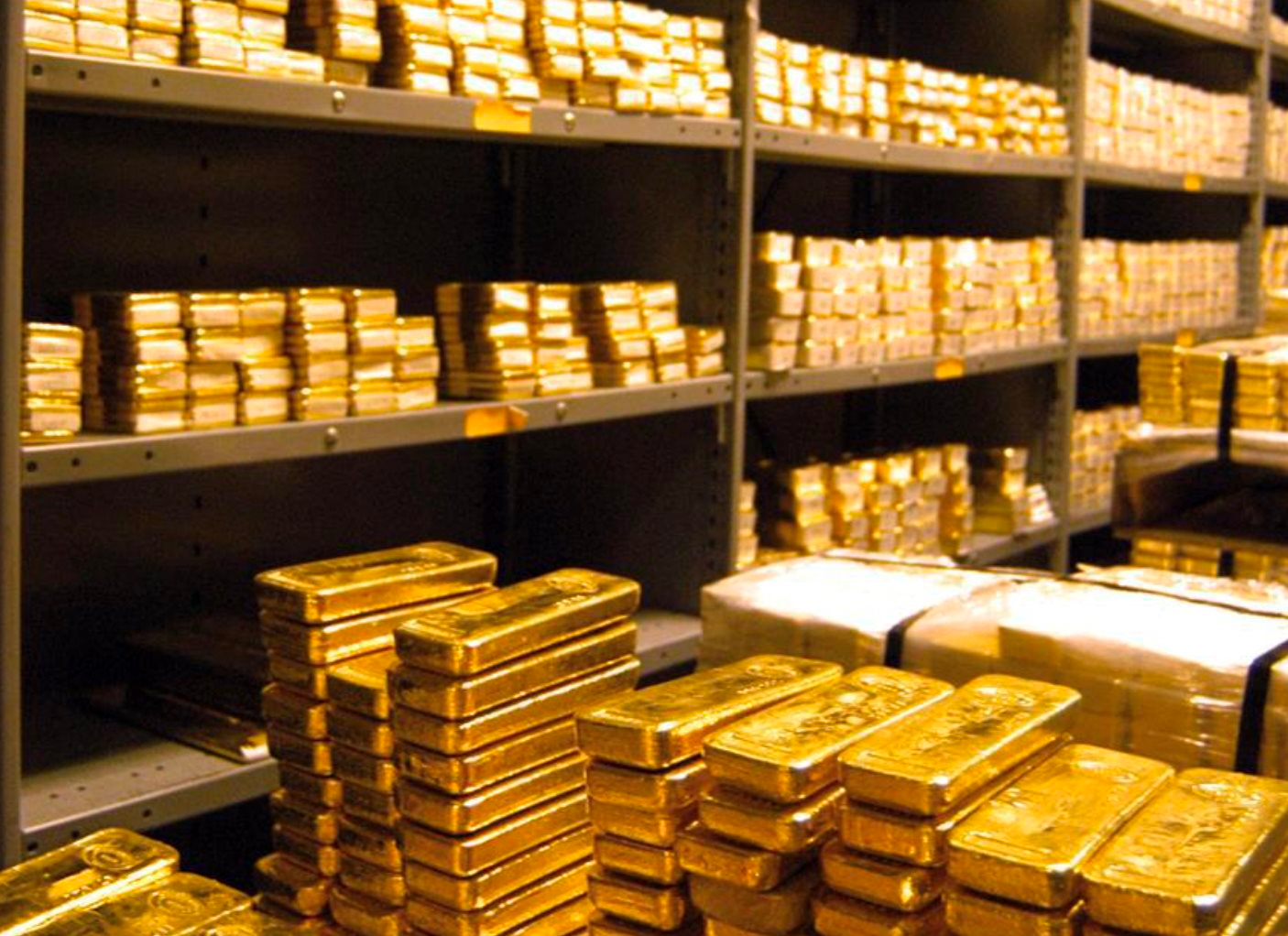 Không phải Ấn Độ hay Trung Quốc, một quốc gia châu Á bất ngờ trở thành 'cá mập' gom vàng nhiều nhất: 'Cất kho' 25 tấn, bất chấp giá cao kỷ lục - Ảnh 1