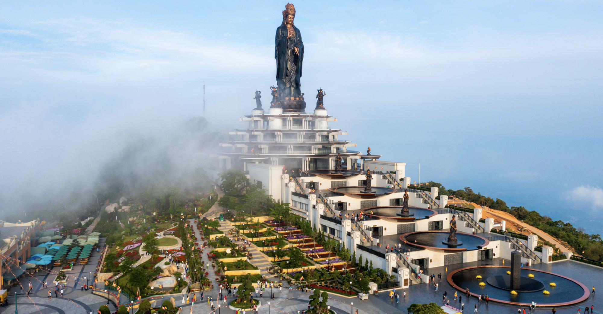 Khu du lịch đón gần 3 triệu khách mỗi năm thông báo dừng hoạt động leo núi, dã ngoại do ảnh hưởng mưa bão - Ảnh 1