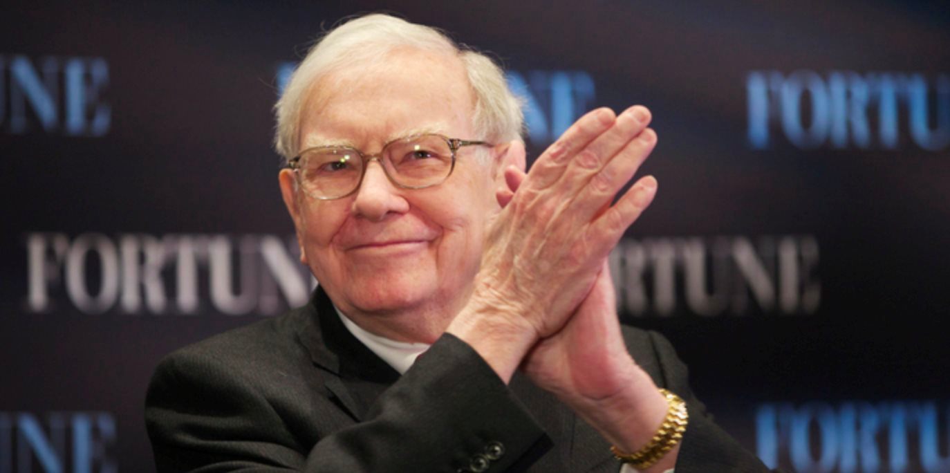 Warren Buffett thực hiện bước đi chưa từng có trong nhiều năm, được thị trường mong đợi: Giải ngân khối tiền mặt 344 tỷ USD, sắp thâu tóm một doanh nghiệp - Ảnh 1