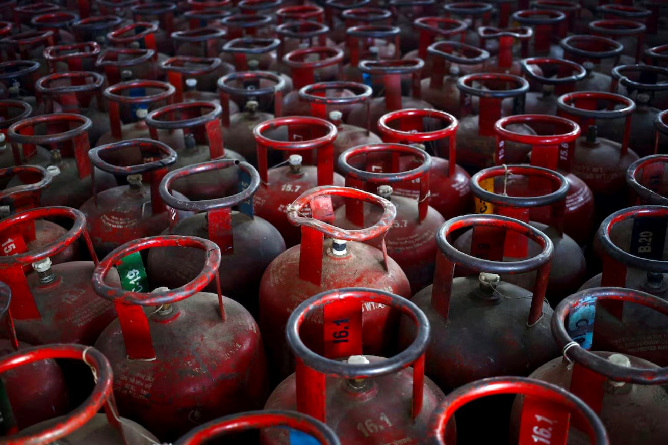 'Đòn cân não' của nền kinh tế gần 4.000 tỷ USD: 'Bắt tay' Mỹ giữa lúc tuyên bố không ngừng mua dầu Nga - Ảnh 1