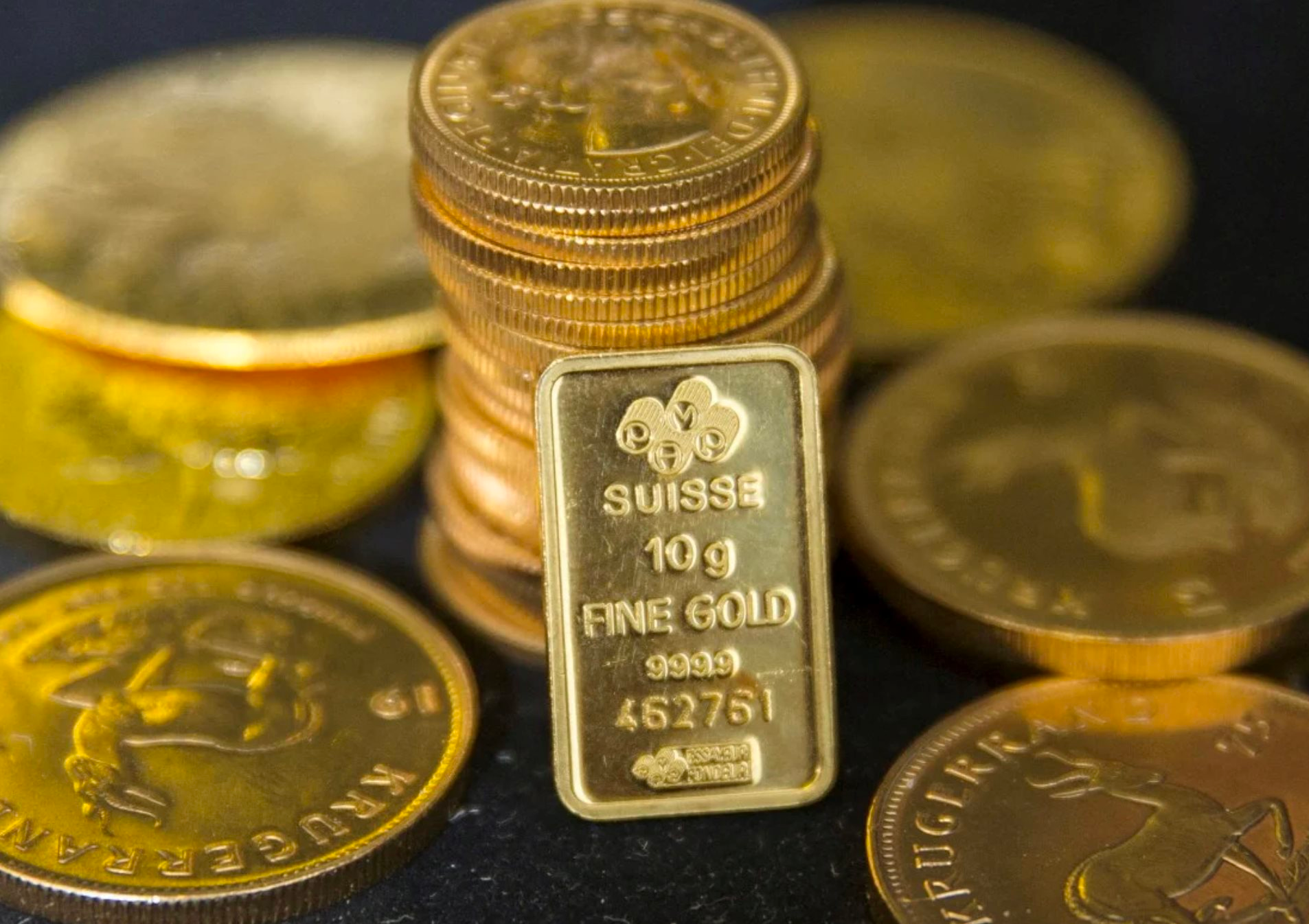 Giá vàng liên tục phá đỉnh, nền kinh tế 19 nghìn tỷ USD ra sức ‘gom hàng’: Vừa mua 11 tháng liên tiếp, đưa kho dự trữ lên hơn 2.300 tấn - Ảnh 1