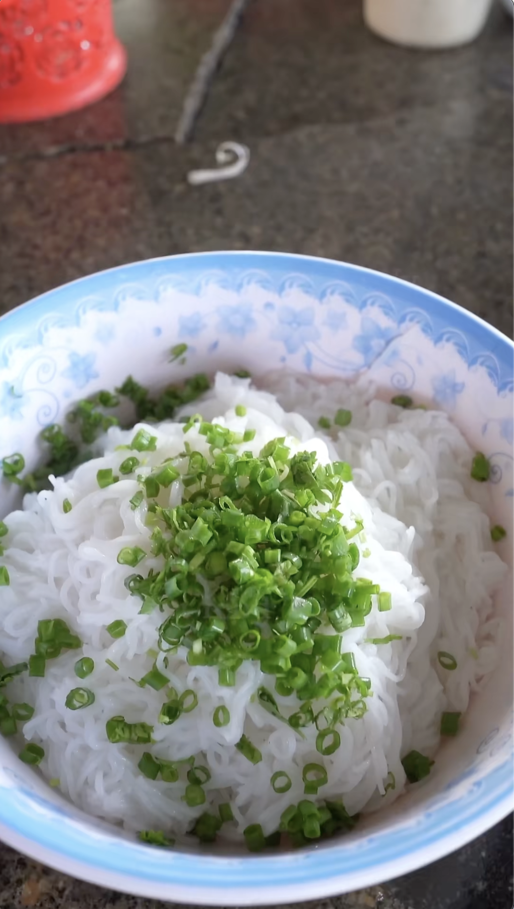 Sự thật đằng sau tô bún đắt nhất Việt Nam - Ảnh 6