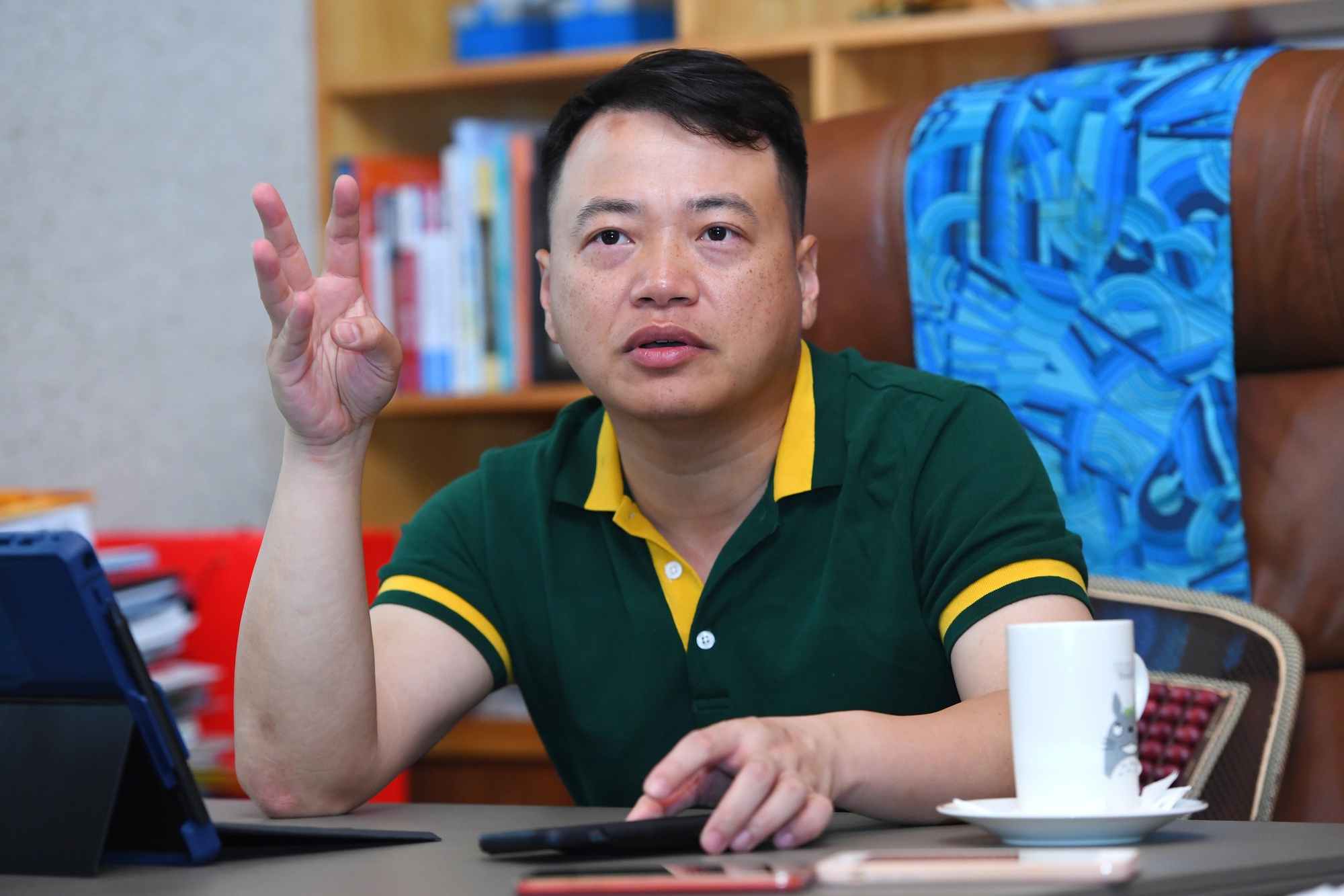 Công an Hà Nội đang làm việc với Shark Bình - Ảnh 1