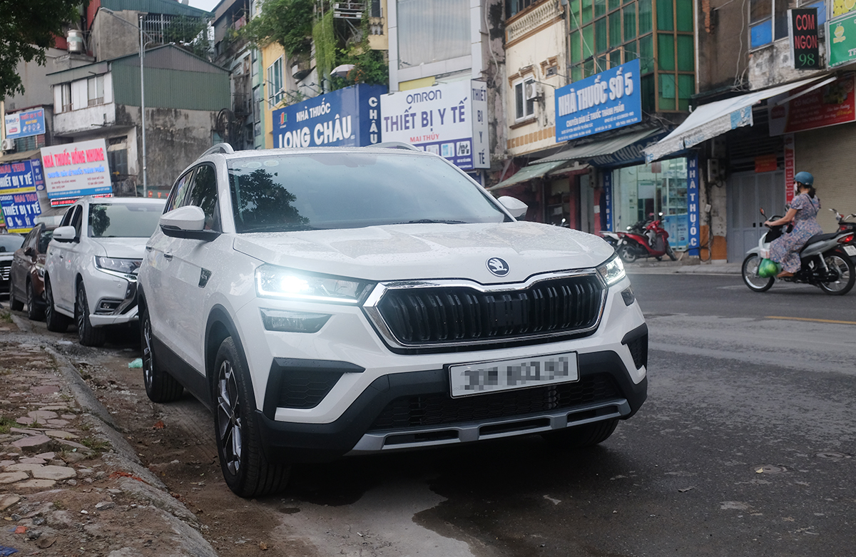 Xe châu Âu Skoda Kushaq đang có giá quy đổi chỉ 569 triệu trong tháng 10/2025 - Ảnh 1