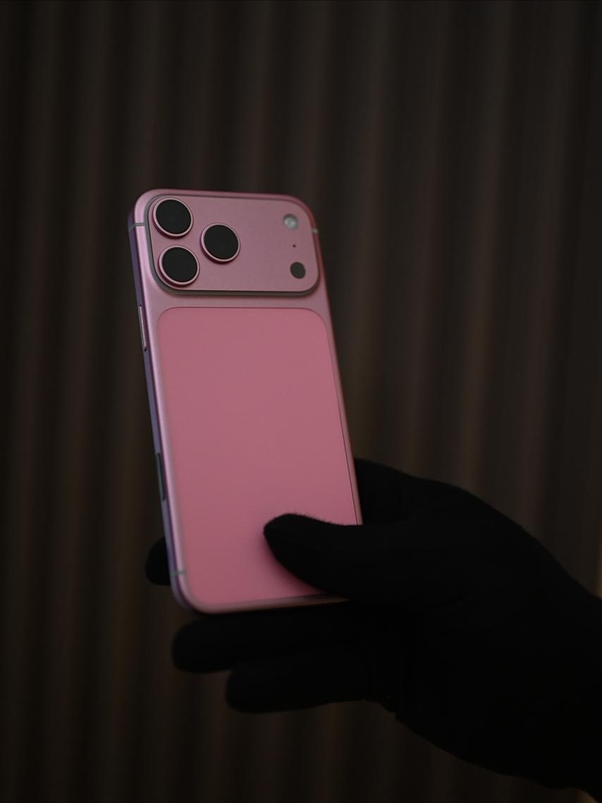 Lộ diện iPhone 17 Pro Max màu hồng đẹp sang xịn, nổi bật hơn cả "Cam Vũ Trụ" - Ảnh 1