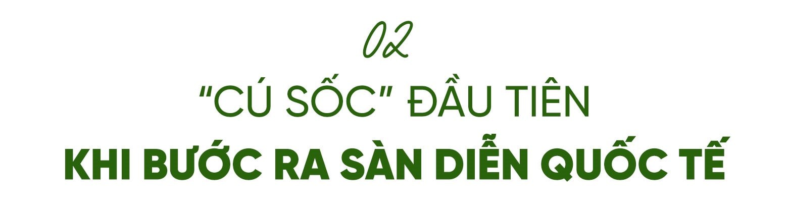 Từ sợi lá dứa, sợi ngô hay vỏ trái cây tưởng chừng như bỏ đi, nhà thiết kế Việt ‘biến hóa’ đưa thời trang dân tộc ra sàn diễn quốc tế - Ảnh 5