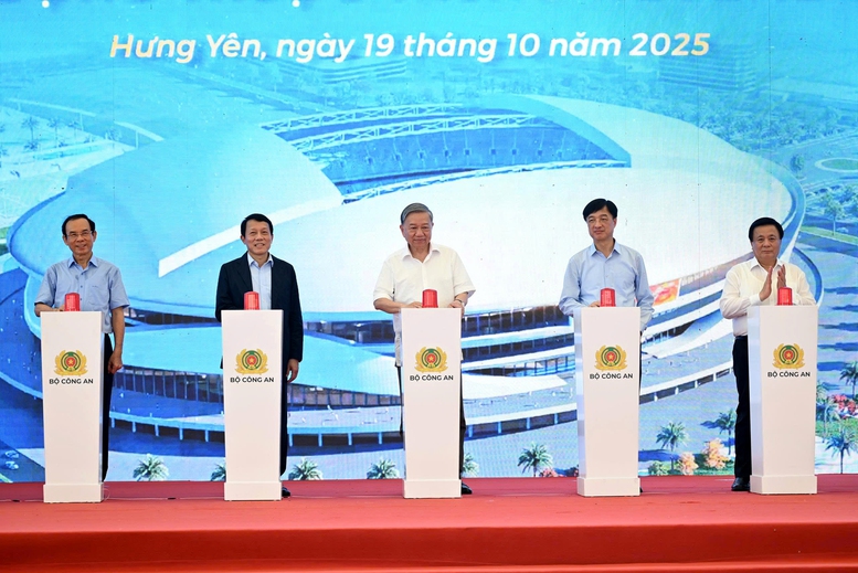 Tổng Bí thư Tô Lâm dự lễ khởi công xây dựng sân vận động hiện đại nhất Việt Nam - Ảnh 9