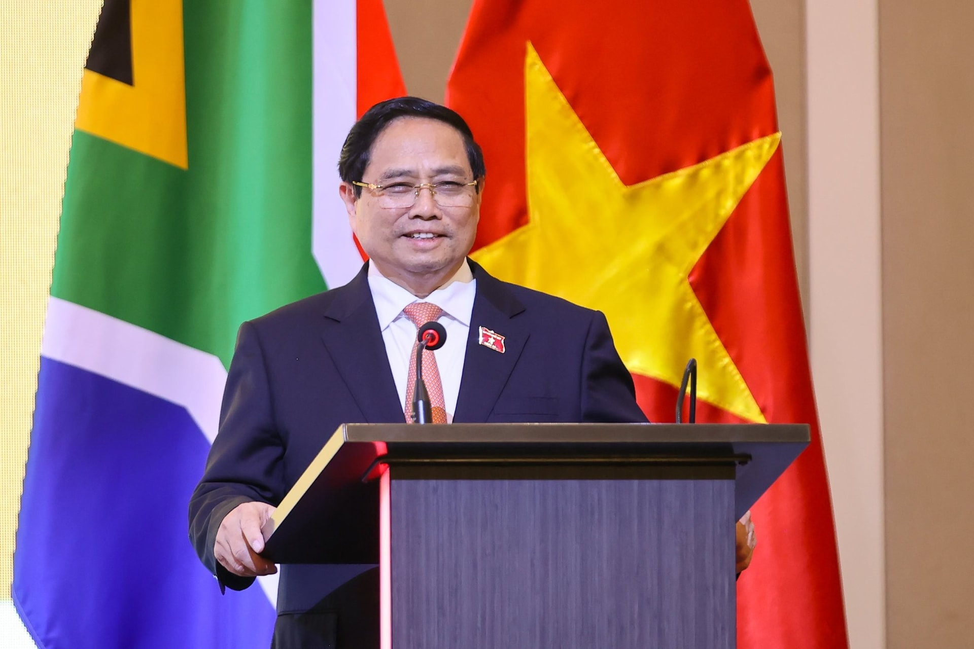 Tổng thống Nam Phi: Việt Nam là cửa ngõ vào Đông Nam Á, đạt mức tăng trưởng "đáng ngưỡng mộ" - Ảnh 3