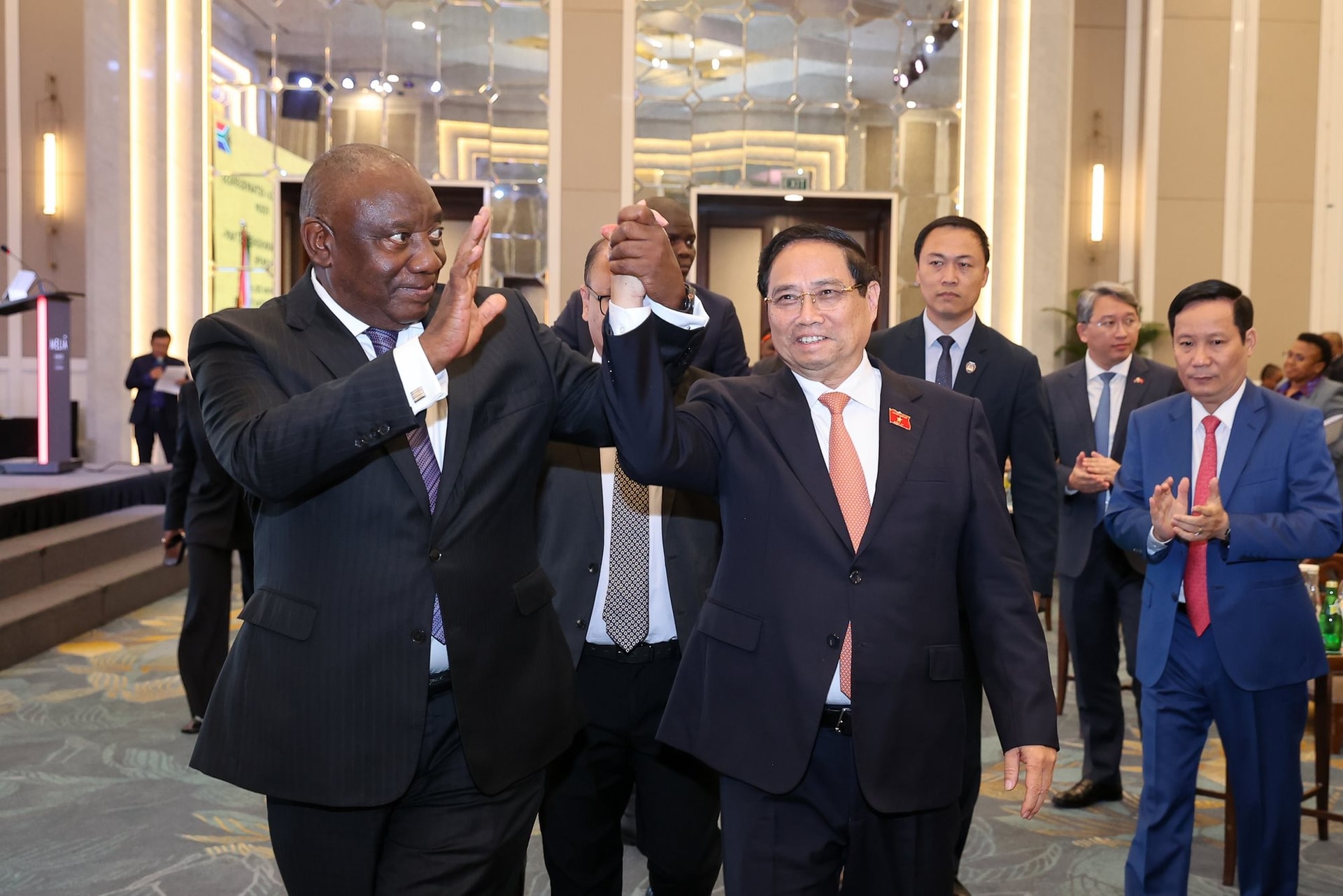 Tổng thống Nam Phi: Việt Nam là cửa ngõ vào Đông Nam Á, đạt mức tăng trưởng "đáng ngưỡng mộ" - Ảnh 1
