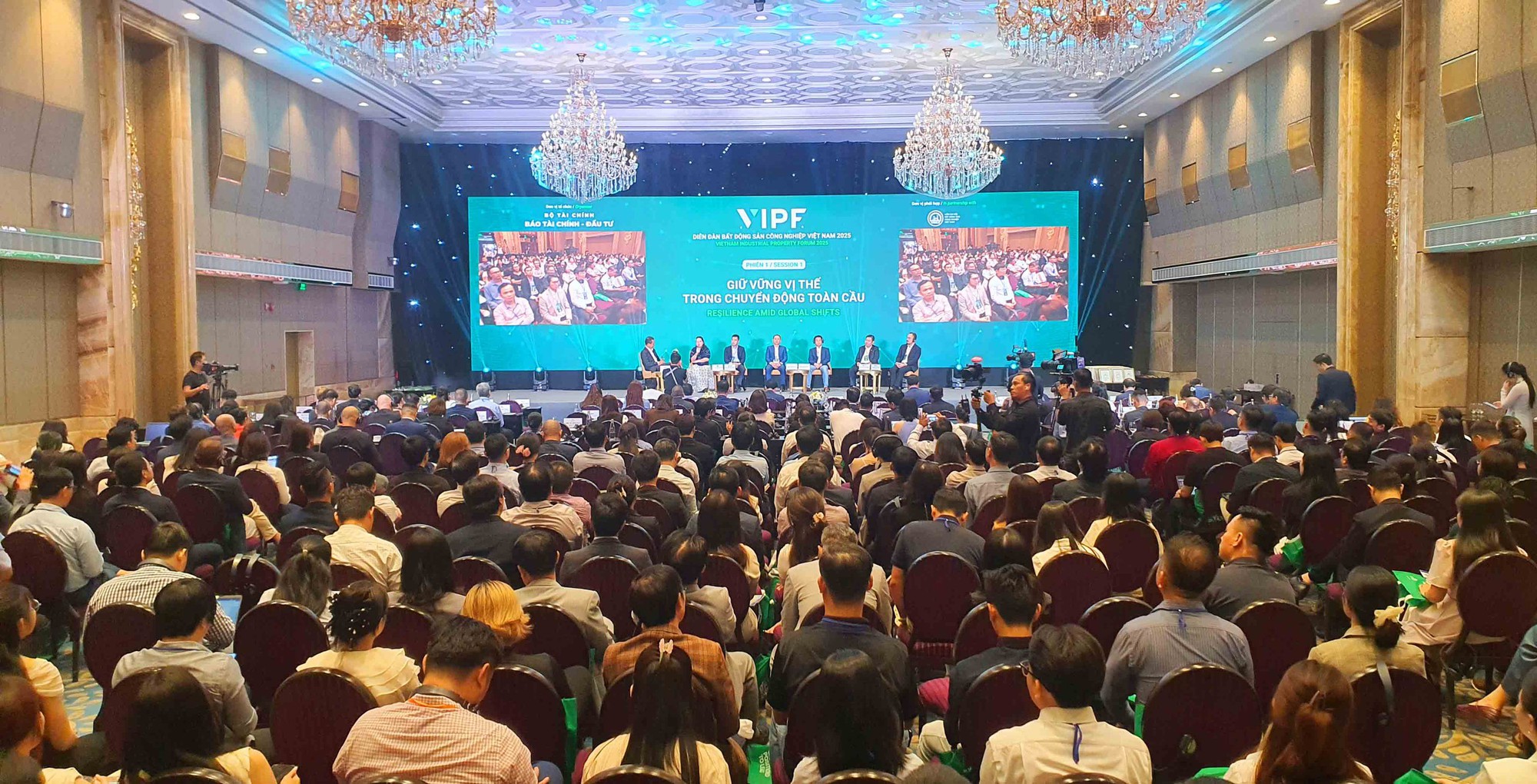 Việt Nam chuẩn bị đón sóng tỉ đô vào bất động sản công nghiệp - Ảnh 1