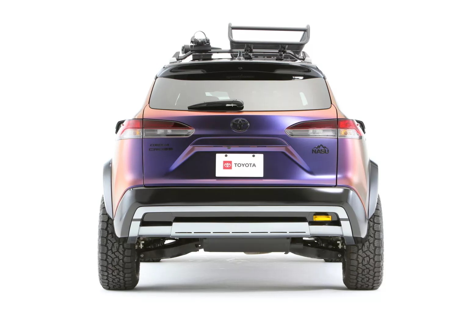 Toyota Corolla Cross bất ngờ thêm bản offroad: Gầm cao, lốp khủng, cốp thiết kế cực lạ, nhưng có chi tiết làm cho đẹp chứ không mấy tác dụng - Ảnh 4