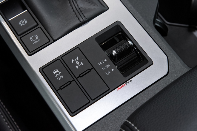 Qua thời ‘kèm lạc’ tới nửa tỷ, Toyota Prado nay giảm giá tại đại lý: Thực tế còn 3,43 tỷ đồng, lý do đến từ một điều dễ hiểu - Ảnh 19